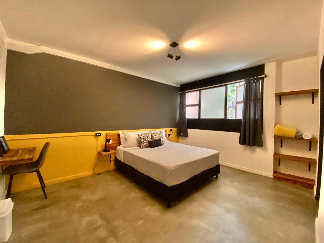 Casa Mosaiko Primer Parque Laureles Medellín Extérieur photo