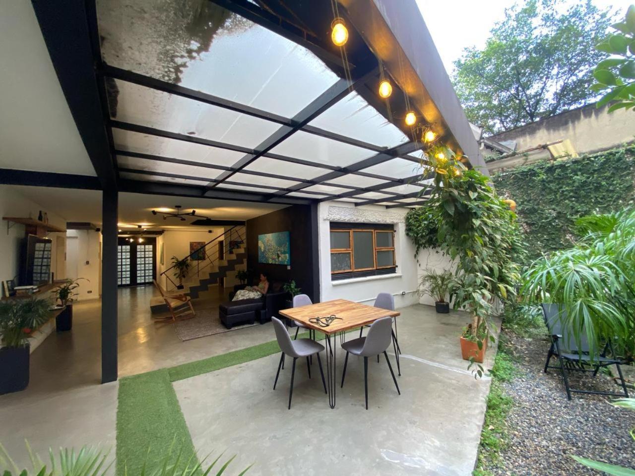 Casa Mosaiko Primer Parque Laureles Medellín Extérieur photo